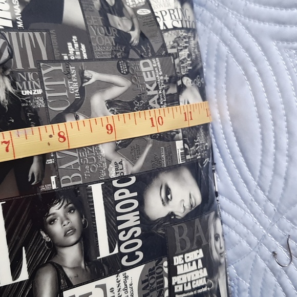 Crystale purse. Black/crea. Two straps. Novelty starlet design Zipper o… - Picture 13 of 13